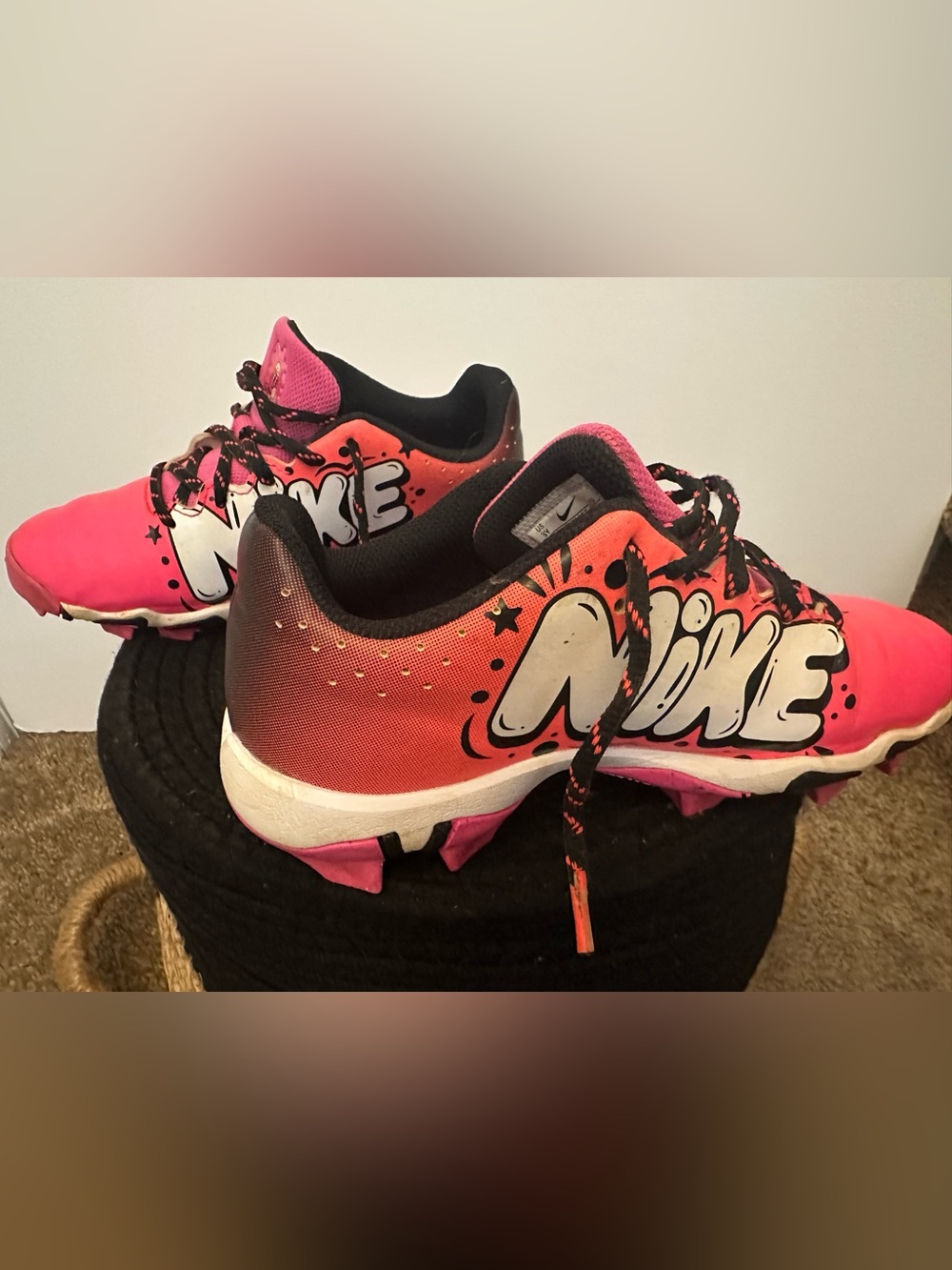 Nike Kids Pink and Black Graphic Soccer Cleats